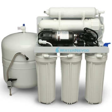 5-ступенчатая система обратного осмоса WN RO-50P для питьевой воды с насосом, бак 12 литров, 200 л/сут